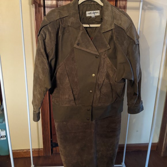 Vintage 80's-90's Khaki Green Suede Suit - Picture 1 of 8